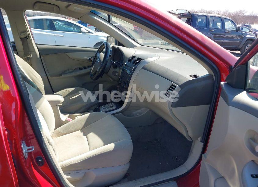 Photo 5 of 2010 Toyota Corolla LE (VIN 2T1BU4EE8AC304998)