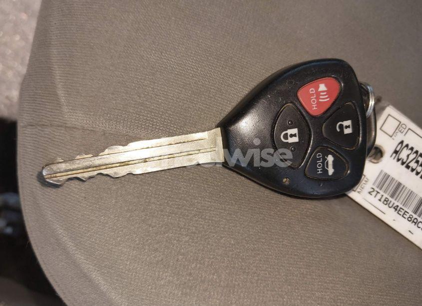 Photo 11 of 2010 Toyota Corolla LE (VIN 2T1BU4EE8AC325513)