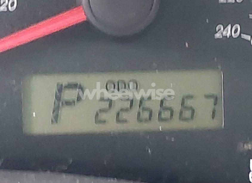 Photo 15 of 2010 Toyota Corolla LE (VIN 2T1BU4EE8AC332042)