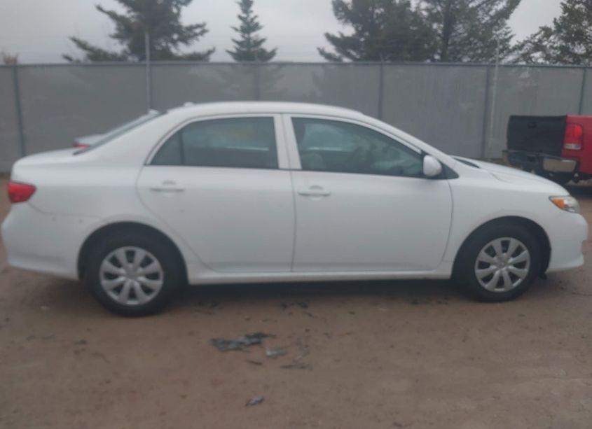 Photo 13 of 2010 Toyota Corolla LE (VIN 2T1BU4EE8AC337726)