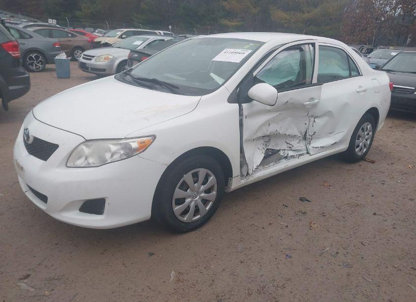 Photo 2 of 2010 Toyota Corolla LE (VIN 2T1BU4EE8AC337726)