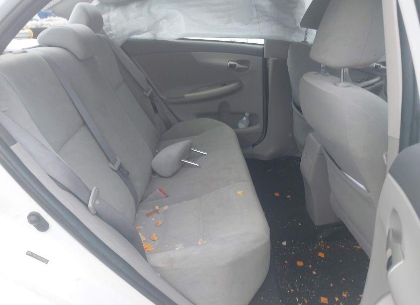 Photo 8 of 2010 Toyota Corolla LE (VIN 2T1BU4EE8AC337726)