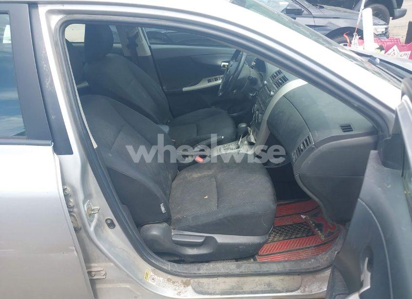 Photo 5 of 2010 Toyota Corolla S (VIN 2T1BU4EE8AC402106)