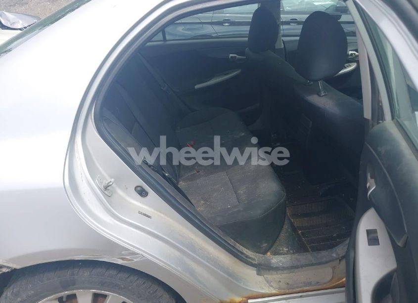 Photo 8 of 2010 Toyota Corolla S (VIN 2T1BU4EE8AC402106)