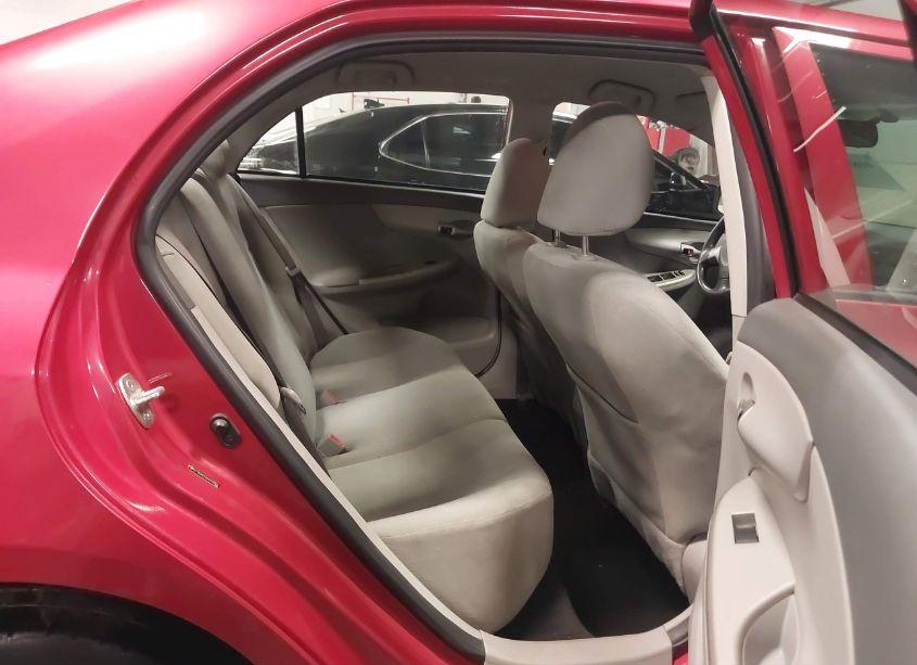 Photo 8 of 2010 Toyota Corolla LE (VIN 2T1BU4EE8AC412022)