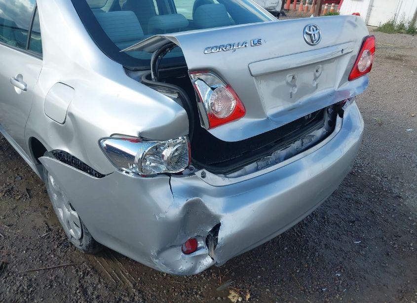 Photo 6 of 2010 Toyota Corolla LE (VIN 2T1BU4EE8AC413347)