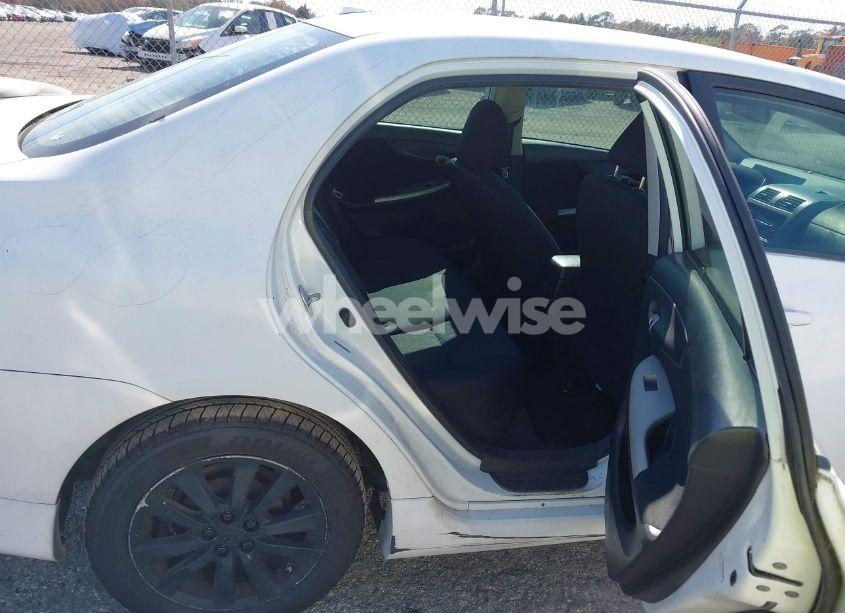 Photo 8 of 2010 Toyota Corolla S (VIN 2T1BU4EE8AC432061)