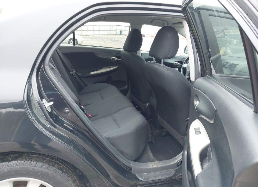 Photo 8 of 2010 Toyota Corolla S (VIN 2T1BU4EE8AC455890)