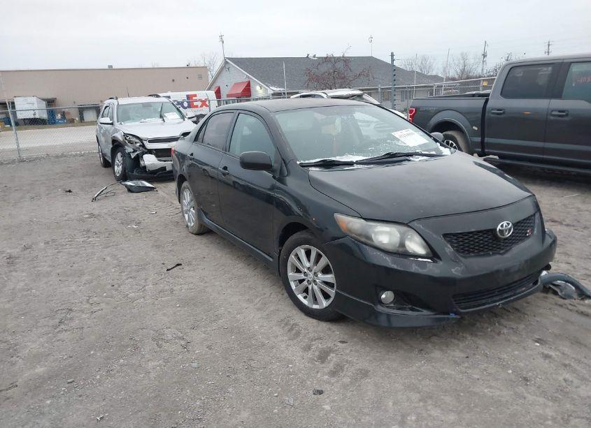 2010 Toyota Corolla S (VIN 2T1BU4EE8AC466517) main photo
