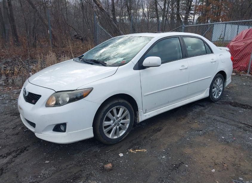 Photo 2 of 2010 Toyota Corolla S (VIN 2T1BU4EE8AC476626)