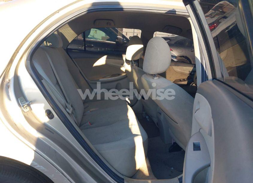 Photo 8 of 2010 Toyota Corolla LE (VIN 2T1BU4EE8AC501802)