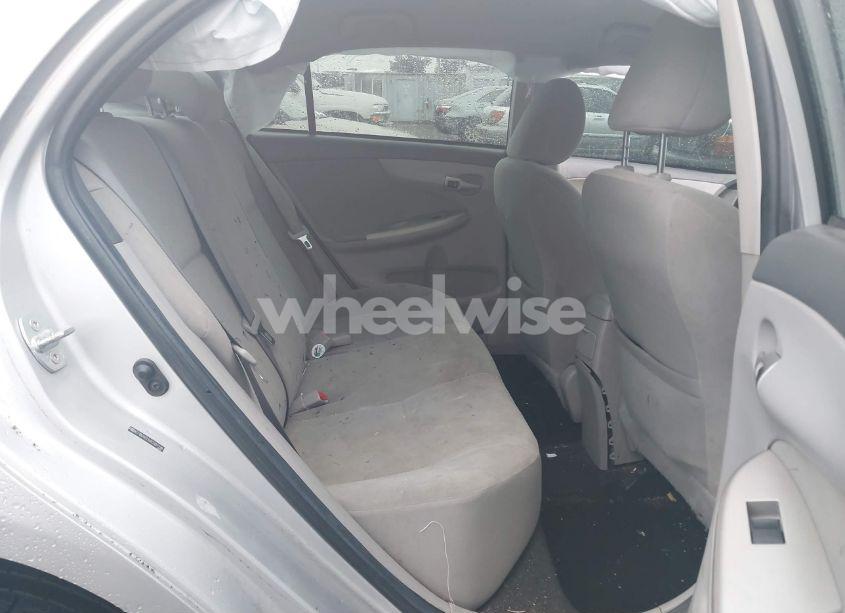 Photo 8 of 2010 Toyota Corolla LE (VIN 2T1BU4EE8AC507339)