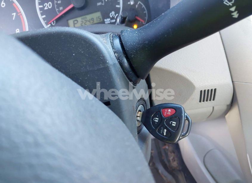 Photo 11 of 2010 Toyota Corolla S/LE/XLE (VIN 2T1BU4EE8AC516879)