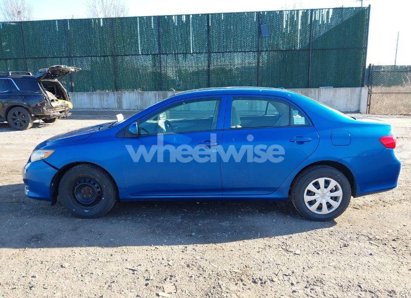 Photo 14 of 2010 Toyota Corolla S/LE/XLE (VIN 2T1BU4EE8AC516879)