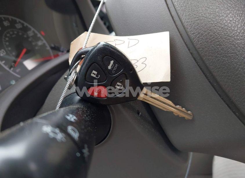 Photo 11 of 2010 Toyota Corolla LE (VIN 2T1BU4EE8AC517689)