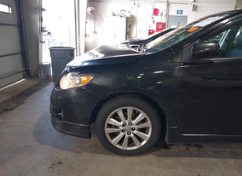Photo 12 of 2010 Toyota Corolla S (VIN 2T1BU4EE8AC521970)