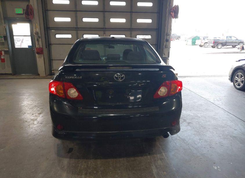 Photo 17 of 2010 Toyota Corolla S (VIN 2T1BU4EE8AC521970)