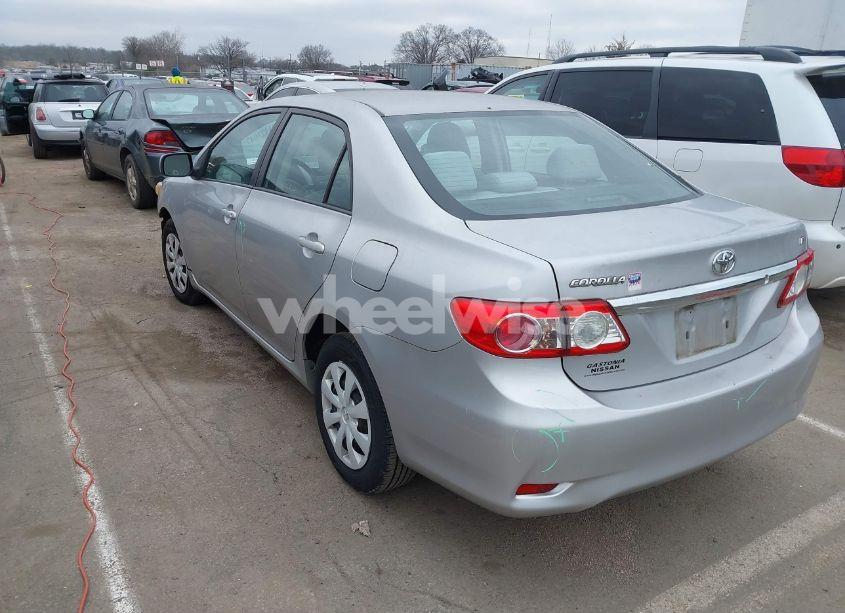 Photo 3 of 2011 Toyota Corolla LE (VIN 2T1BU4EE8BC567462)