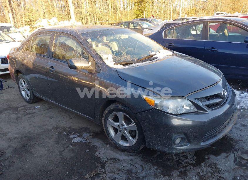 2011 Toyota Corolla LE (VIN 2T1BU4EE8BC623822) main photo