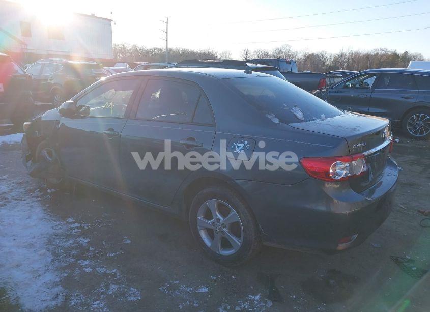 Photo 3 of 2011 Toyota Corolla LE (VIN 2T1BU4EE8BC623822)