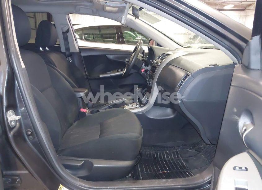 Photo 5 of 2011 Toyota Corolla S (VIN 2T1BU4EE8BC628339)