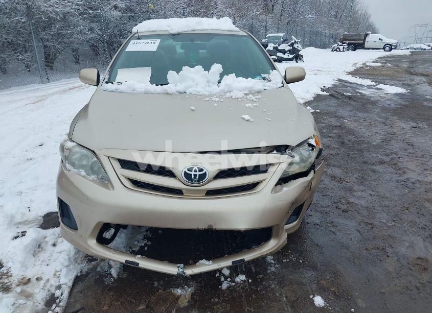 Photo 13 of 2011 Toyota Corolla LE (VIN 2T1BU4EE8BC636747)