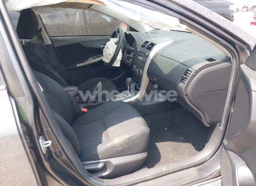 Photo 5 of 2011 Toyota Corolla S (VIN 2T1BU4EE8BC644685)