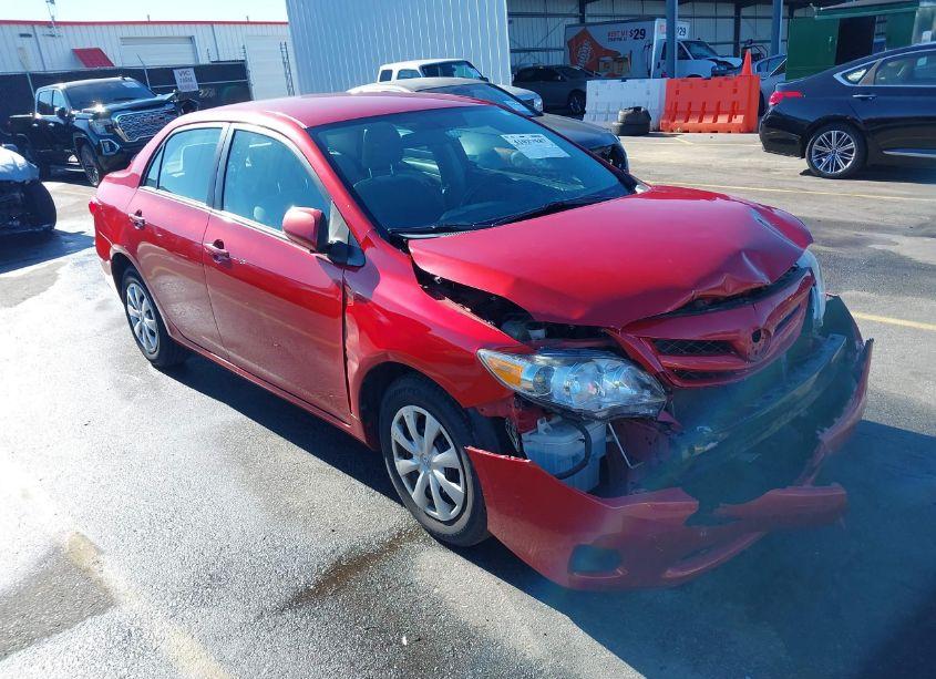 2011 Toyota Corolla LE (VIN 2T1BU4EE8BC646324) main photo