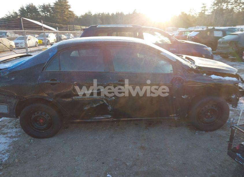 Photo 13 of 2011 Toyota Corolla LE (VIN 2T1BU4EE8BC649479)