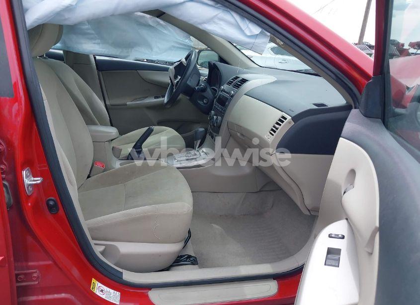 Photo 5 of 2011 Toyota Corolla LE (VIN 2T1BU4EE8BC656710)