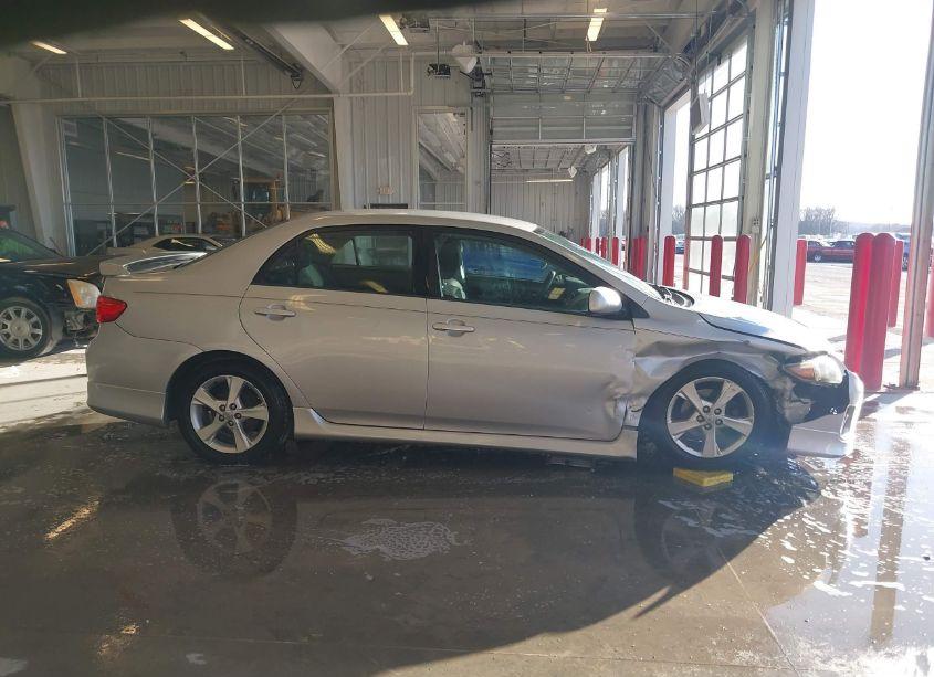 Photo 13 of 2011 Toyota Corolla S (VIN 2T1BU4EE8BC661826)