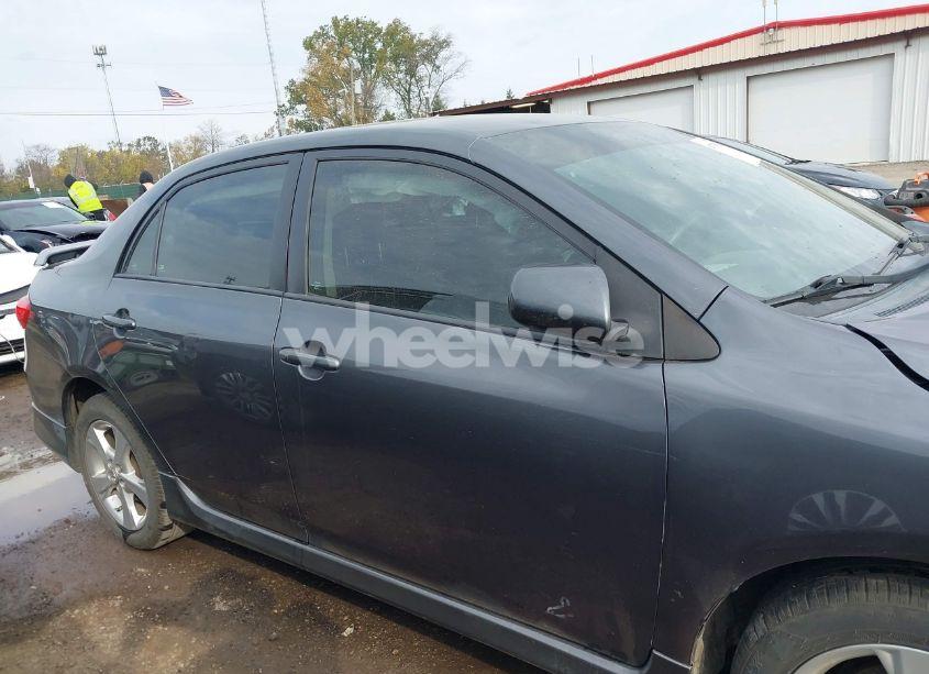 Photo 13 of 2011 Toyota Corolla S (VIN 2T1BU4EE8BC665729)