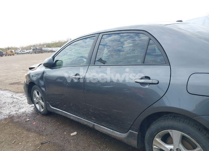 Photo 14 of 2011 Toyota Corolla S (VIN 2T1BU4EE8BC665729)