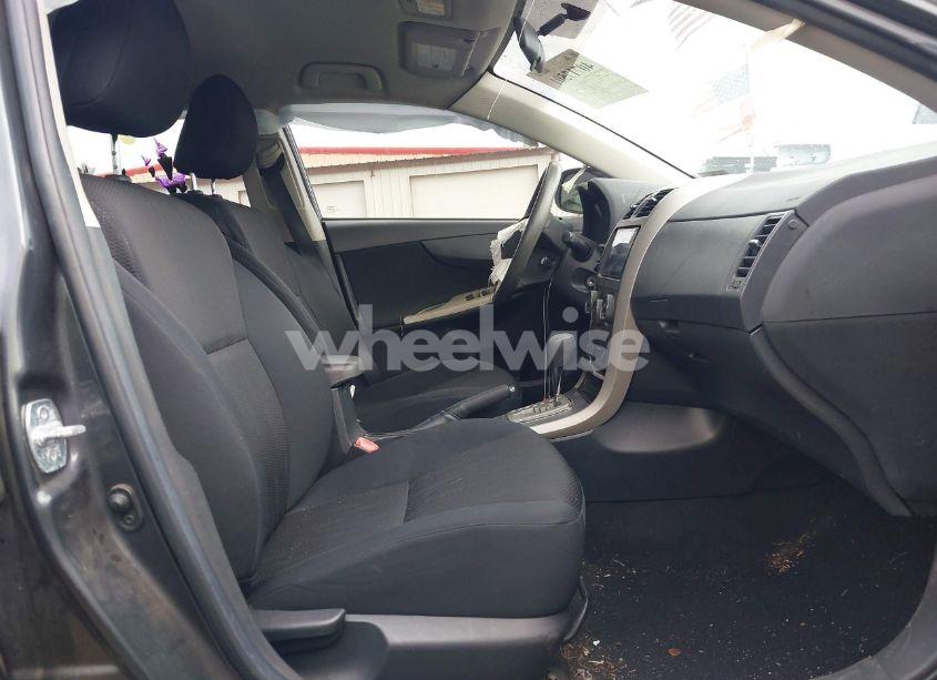 Photo 5 of 2011 Toyota Corolla S (VIN 2T1BU4EE8BC665729)