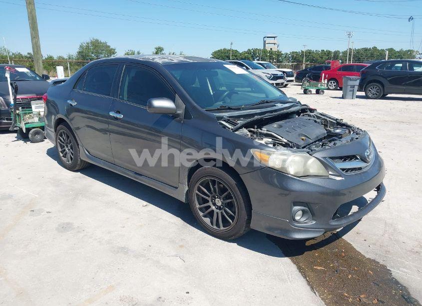 2011 Toyota Corolla S (VIN 2T1BU4EE8BC667772) main photo