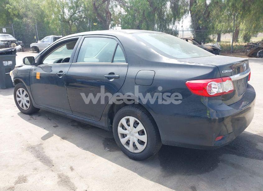 Photo 3 of 2011 Toyota Corolla LE (VIN 2T1BU4EE8BC685494)
