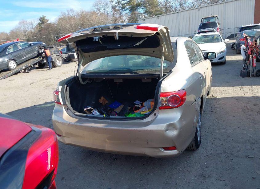 Photo 16 of 2011 Toyota Corolla LE (VIN 2T1BU4EE8BC710622)