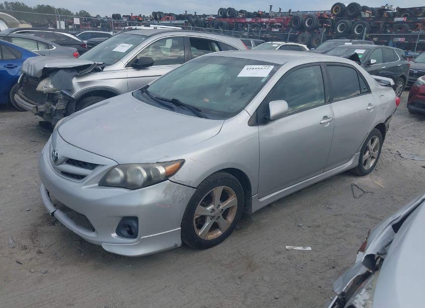 Photo 2 of 2011 Toyota Corolla S (VIN 2T1BU4EE8BC719028)