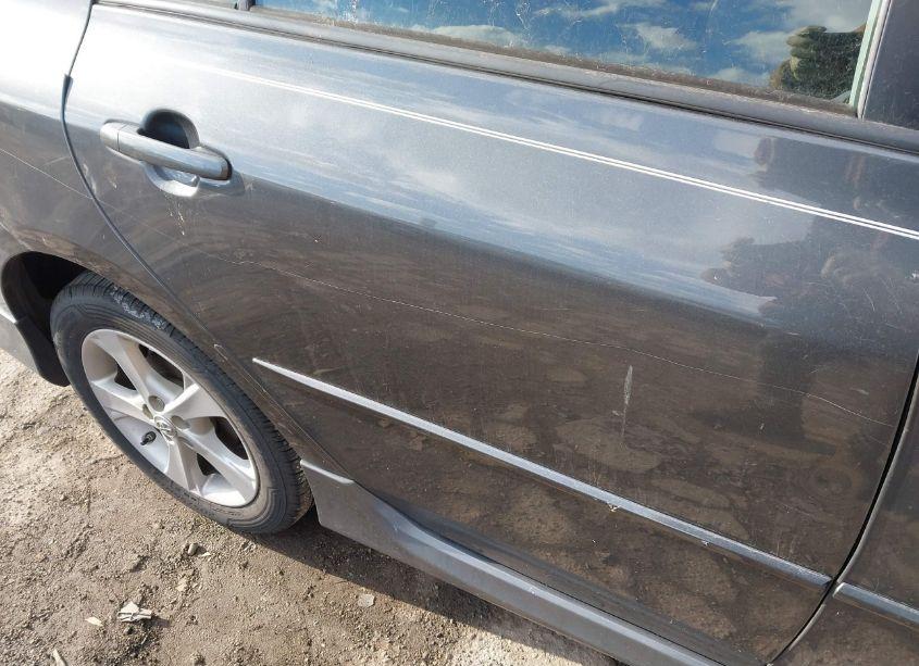 Photo 12 of 2011 Toyota Corolla S (VIN 2T1BU4EE8BC726741)