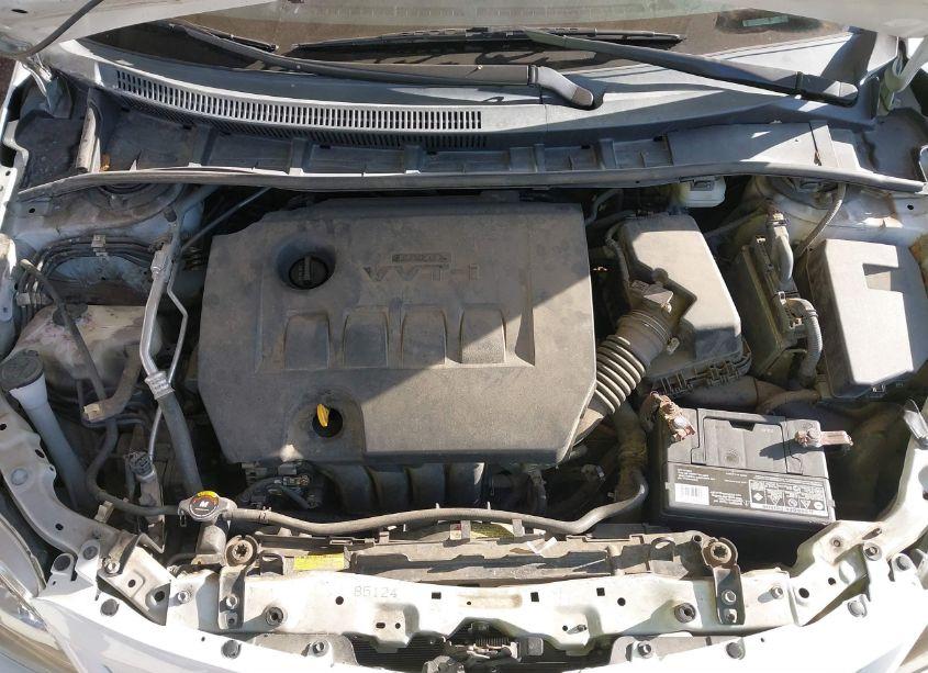 Photo 10 of 2011 Toyota Corolla LE (VIN 2T1BU4EE8BC747220)