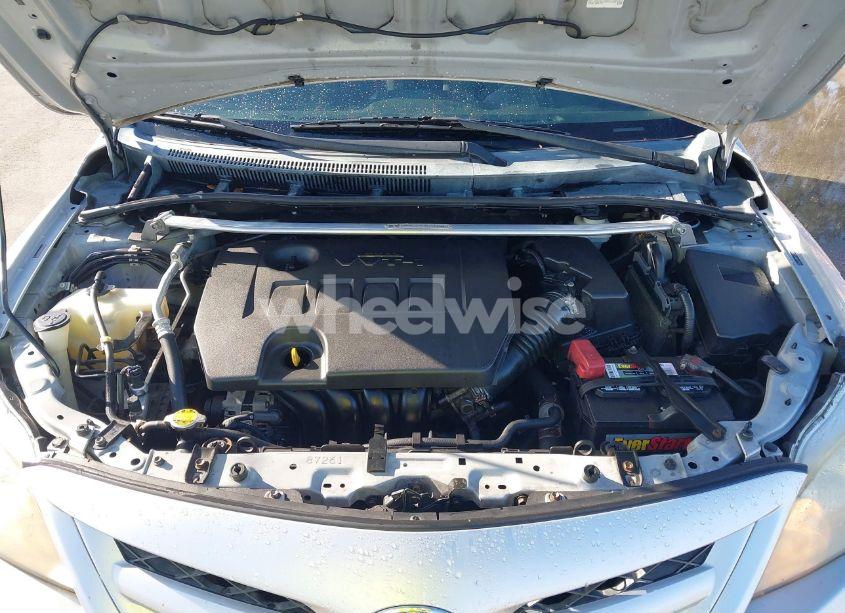 Photo 10 of 2011 Toyota Corolla LE (VIN 2T1BU4EE8BC749324)