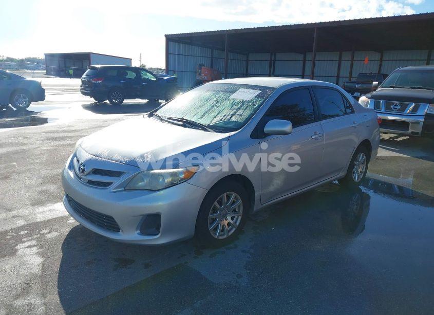 Photo 2 of 2011 Toyota Corolla LE (VIN 2T1BU4EE8BC749324)