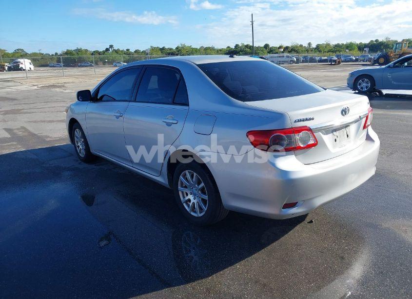 Photo 3 of 2011 Toyota Corolla LE (VIN 2T1BU4EE8BC749324)
