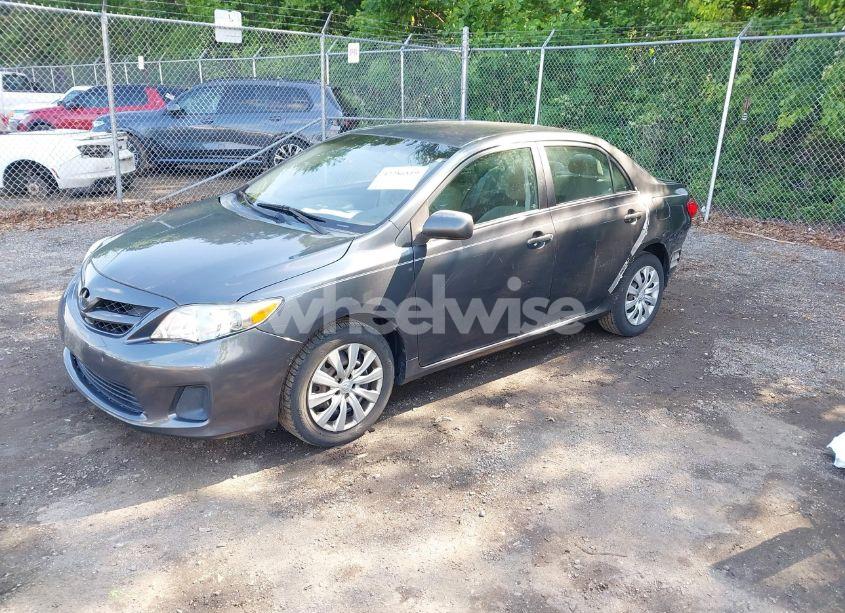 Photo 2 of 2012 Toyota Corolla LE (VIN 2T1BU4EE8CC757117)