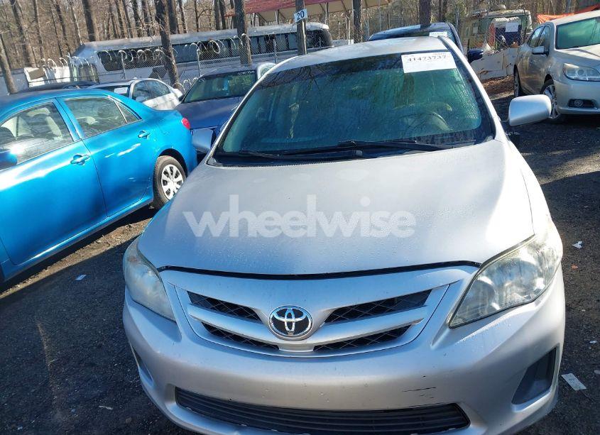 Photo 6 of 2012 Toyota Corolla LE (VIN 2T1BU4EE8CC881498)