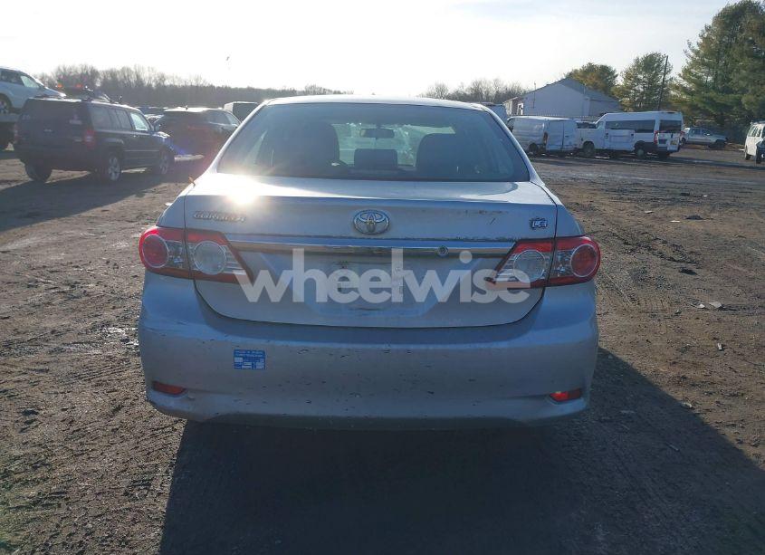 Photo 16 of 2012 Toyota Corolla LE (VIN 2T1BU4EE8CC893666)