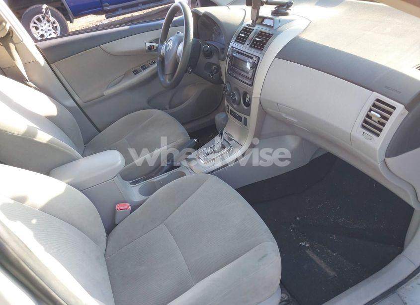 Photo 5 of 2012 Toyota Corolla LE (VIN 2T1BU4EE8CC893666)