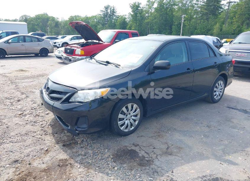 Photo 2 of 2012 Toyota Corolla LE (VIN 2T1BU4EE8CC895045)