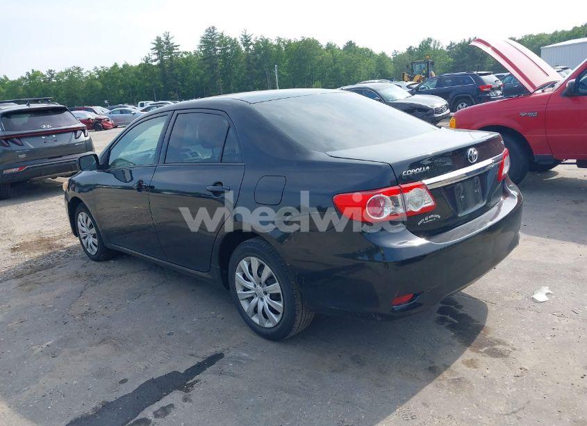 Photo 3 of 2012 Toyota Corolla LE (VIN 2T1BU4EE8CC895045)