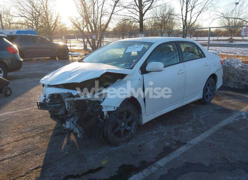 Photo 2 of 2012 Toyota Corolla S (VIN 2T1BU4EE8CC905704)